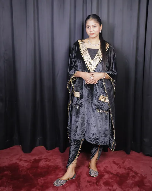 Black Zari Work Velvet Kaftan