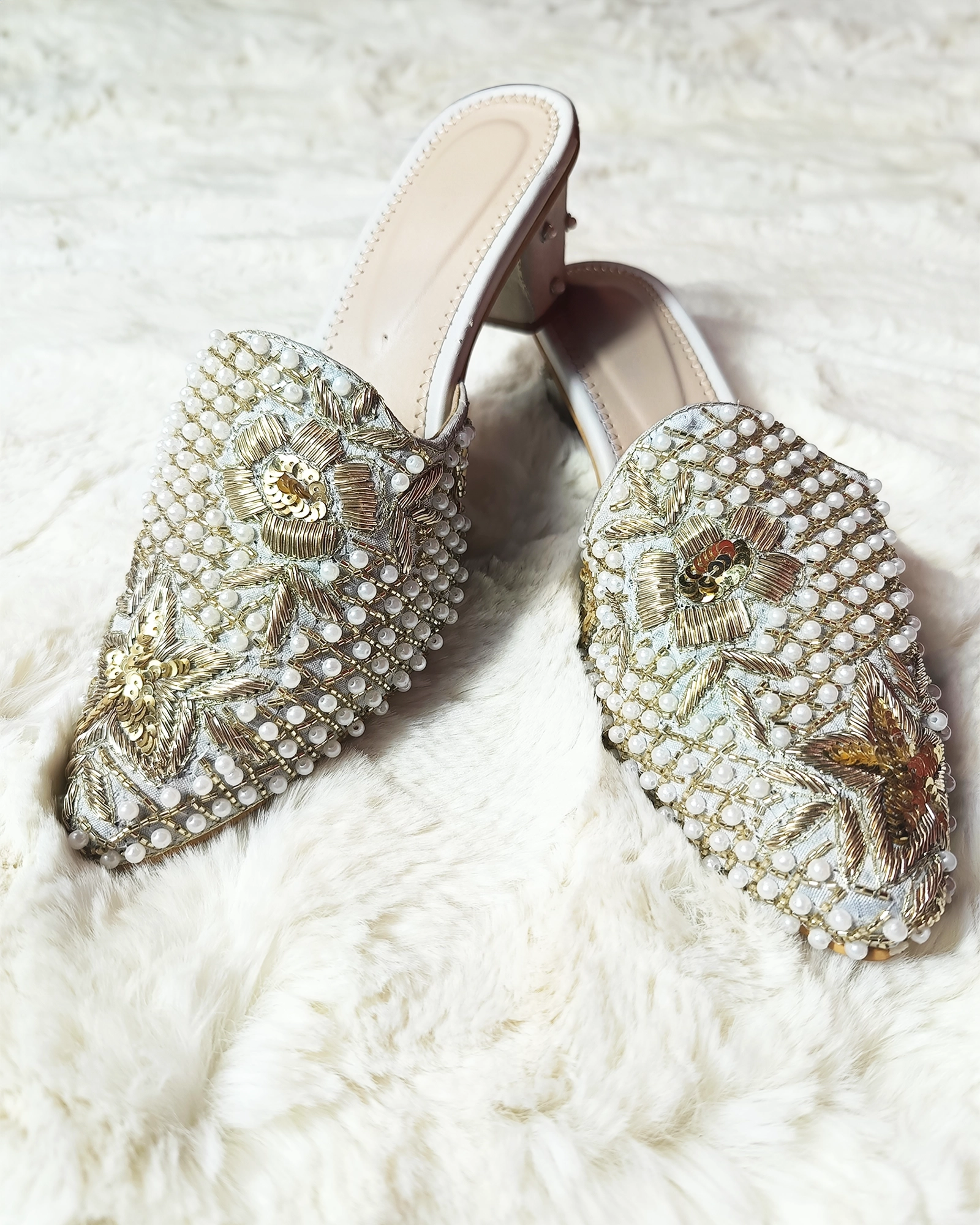 White Stone Work Party Wear Jutis