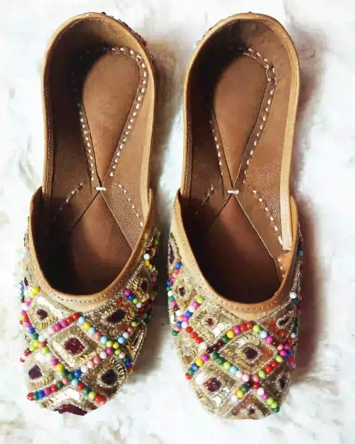 Brown Zari Work Casual Jutis