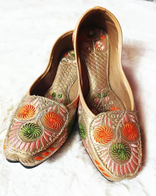 Golden Multi Work Casual Jutis