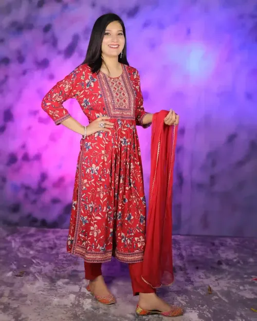 Rani Color Naira Cut Suit