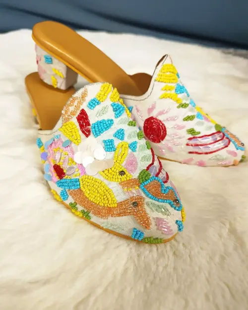 White Multi Color Jutis